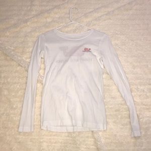 white vineyard vines shirt